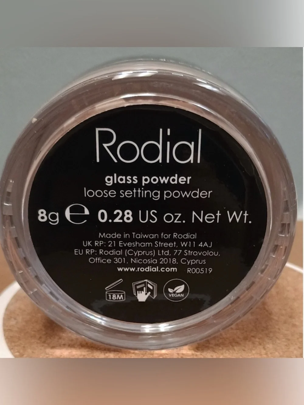 Rodial Glass Powder Loose Setting Powder & Rodial Collagen Drops
